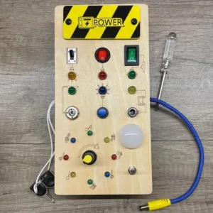 B***n vásárlótól kapott Montessori foglalkoztató tábla LED fényekkel.