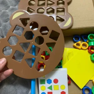 D***n vásárlótól kapott Forma & Szín Matching Puzzle Játék.