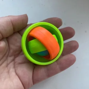 C****n vásárlótól kapott végtelen flip labda ujj fidget spinner.