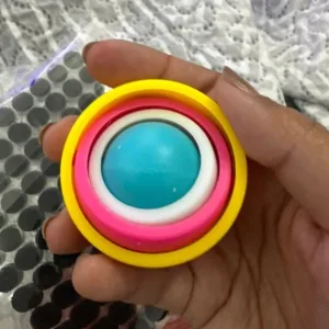 A vásárlótól, A***y-tól kapott végtelen flip labda ujj fidget spinner.