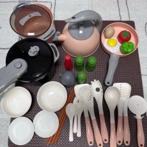 Set de ustensile de bucătărie pentru copii primit de la cumpărătorul P***e.