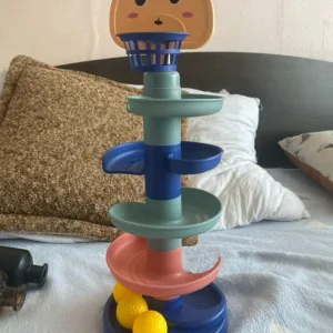 Joc Montessori cu pista rotativă pentru bile, primit de la cumpărătorul L***s.