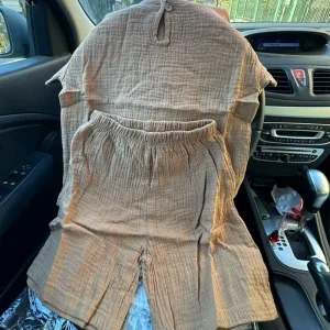 Set de tricou și pantaloni scurți de bumbac pentru copii, primit de la cumpărătorul A****c.