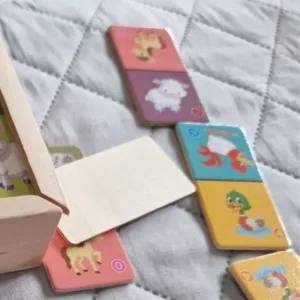 Set de joc Domino cu animale din lemn primit de la cumpărătorul T***y.